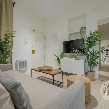 Nuevo Apt De 7 Pax En El Corazon De Malasana Madri Exterior foto