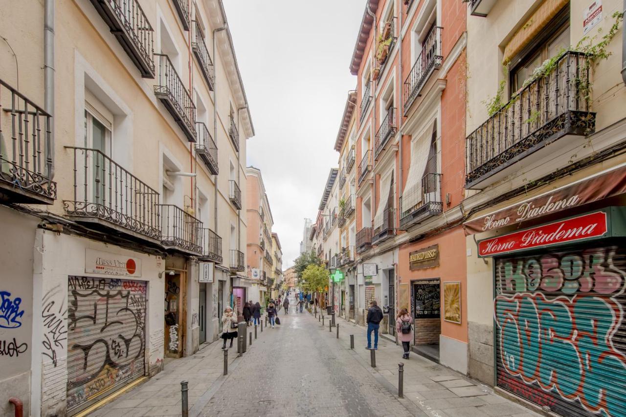 Nuevo Apt De 7 Pax En El Corazon De Malasana Madri Exterior foto